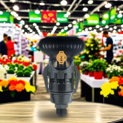 Vinnige aansluiting 180 graden roterende R10 Multi-Outlet spuitstuk middelgrote tuin sprinkler voor watervergieten