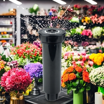 Verbeter uw tuin en binnenplaats met deze water-/reinigingssprinkler