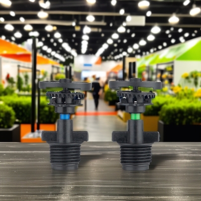Dubbele spuitstuk 360-rotatie sprinkler voor snelle verbinding landbouw irrigatie efficiëntie
