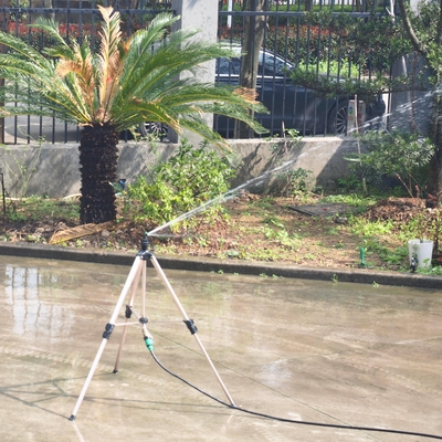 R10 360 versnellingsrijder met meervoudige uitlaat spuitstukken voor tuin- en gazonbewatering