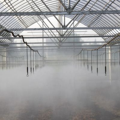Duurzame roterende sprinkler met refractieve atomisering voor tuin 360 boerderij irrigatie