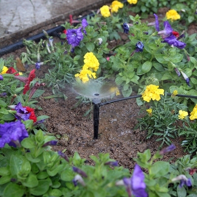 Normale stijl Transplantatie potgewassen Micro sprinkler voor verstelbare waterbereik