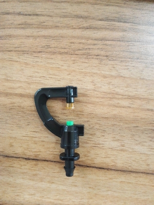 1.1-1.6M Spray Radius G Type Micro Sprinkler met refractie-atomisering voor gewasbewatering
