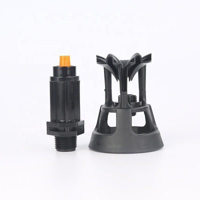 Ingenieurswerk Plastic 360 Swing Wobbling Medium-Range Sprinkler voor boomgaarden en kwekerijen
