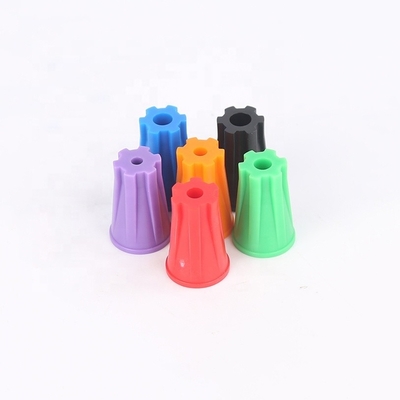 Ingenieurswerk Plastic 360 Swing Wobbling Medium-Range Sprinkler voor boomgaarden en kwekerijen